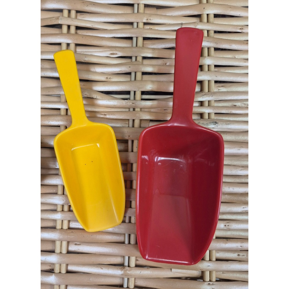 Vintage InterDesign Plastic Kitchen Scoops Red Yellow Set of 2 Hong Kong Retro
